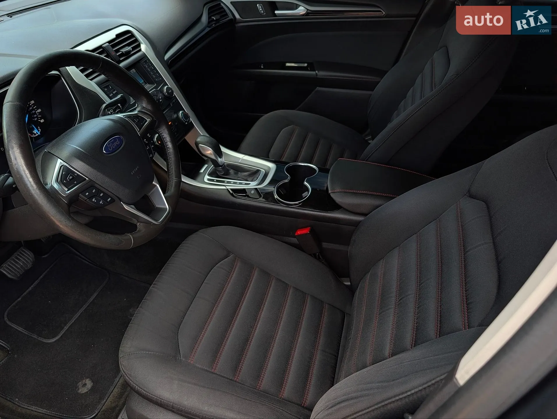 2016 Ford Fusion - мініатюра 25