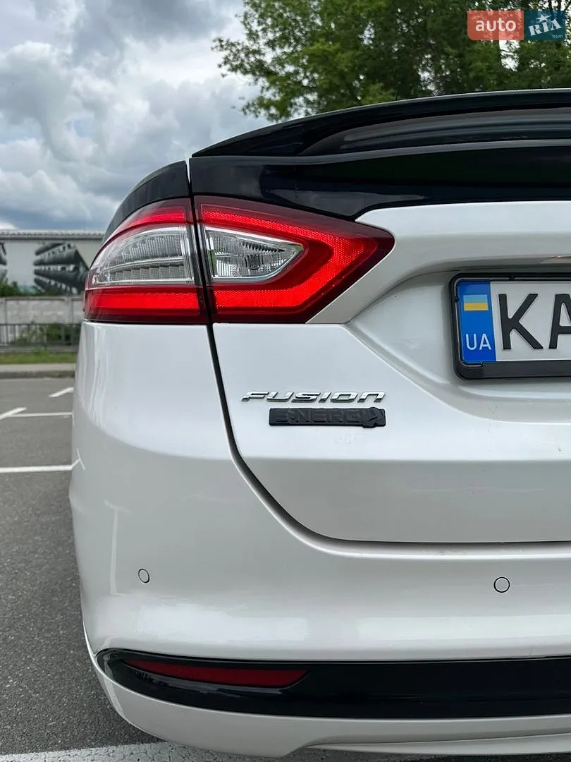 2016 Ford Fusion - мініатюра 24