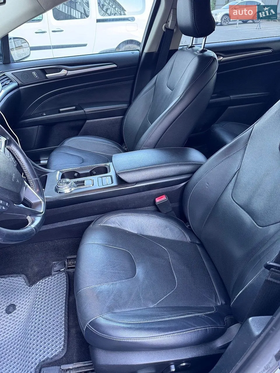 2018 Ford Fusion - мініатюра 17