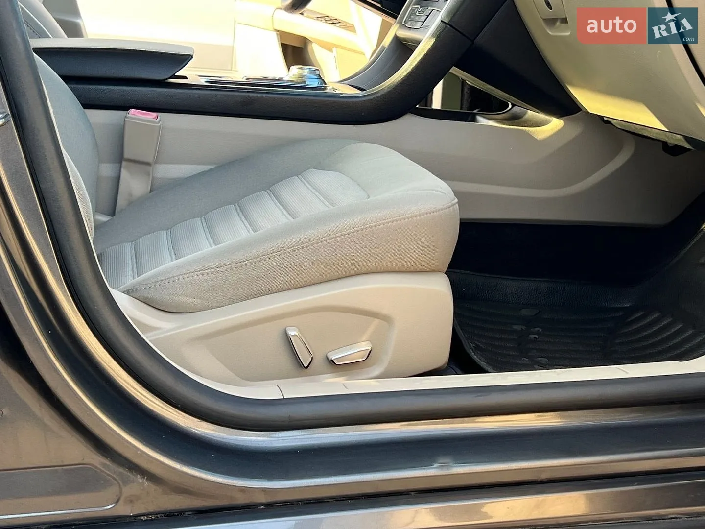 2018 Ford Fusion - мініатюра 24