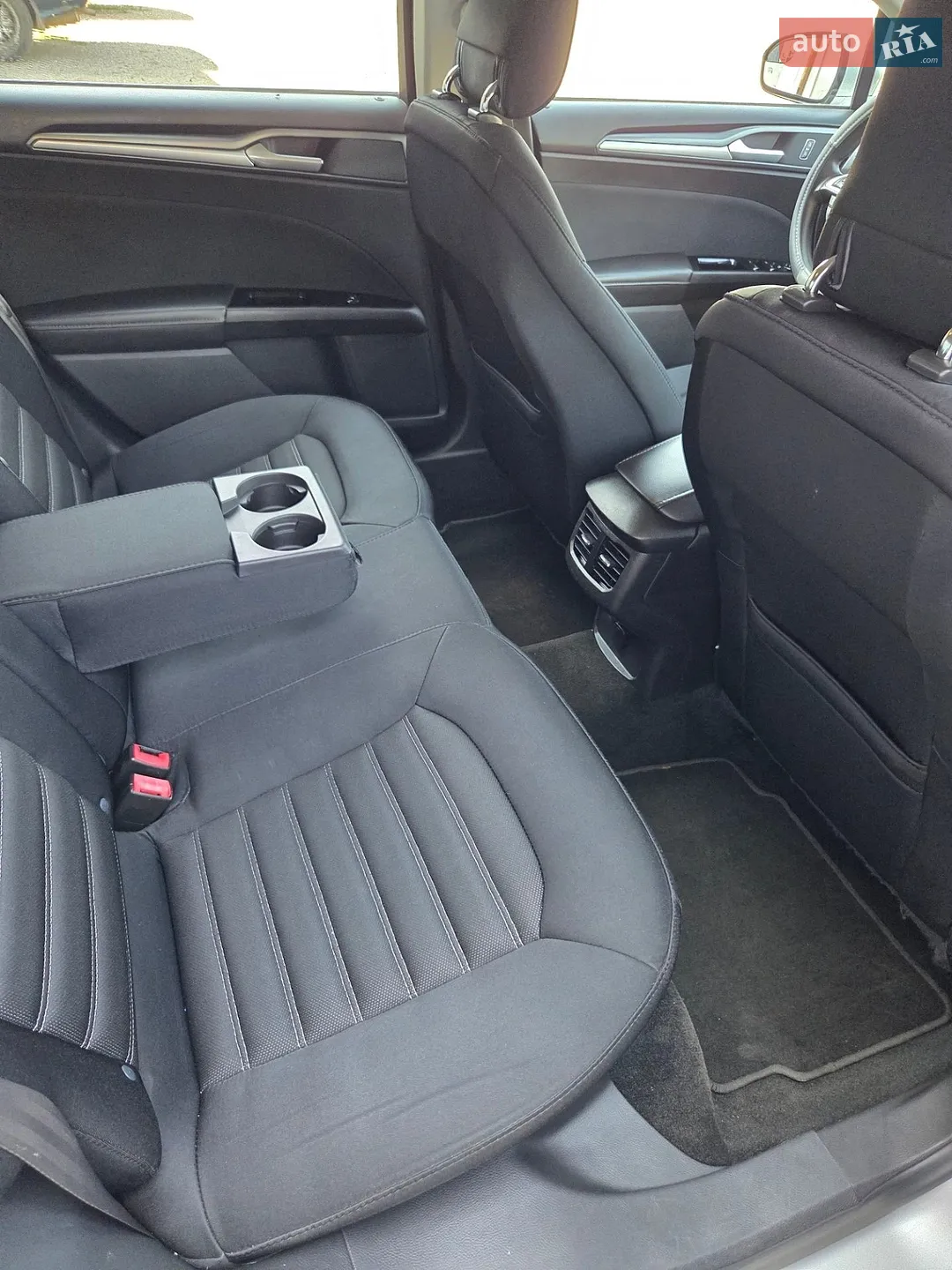 2014 Ford Fusion - мініатюра 23