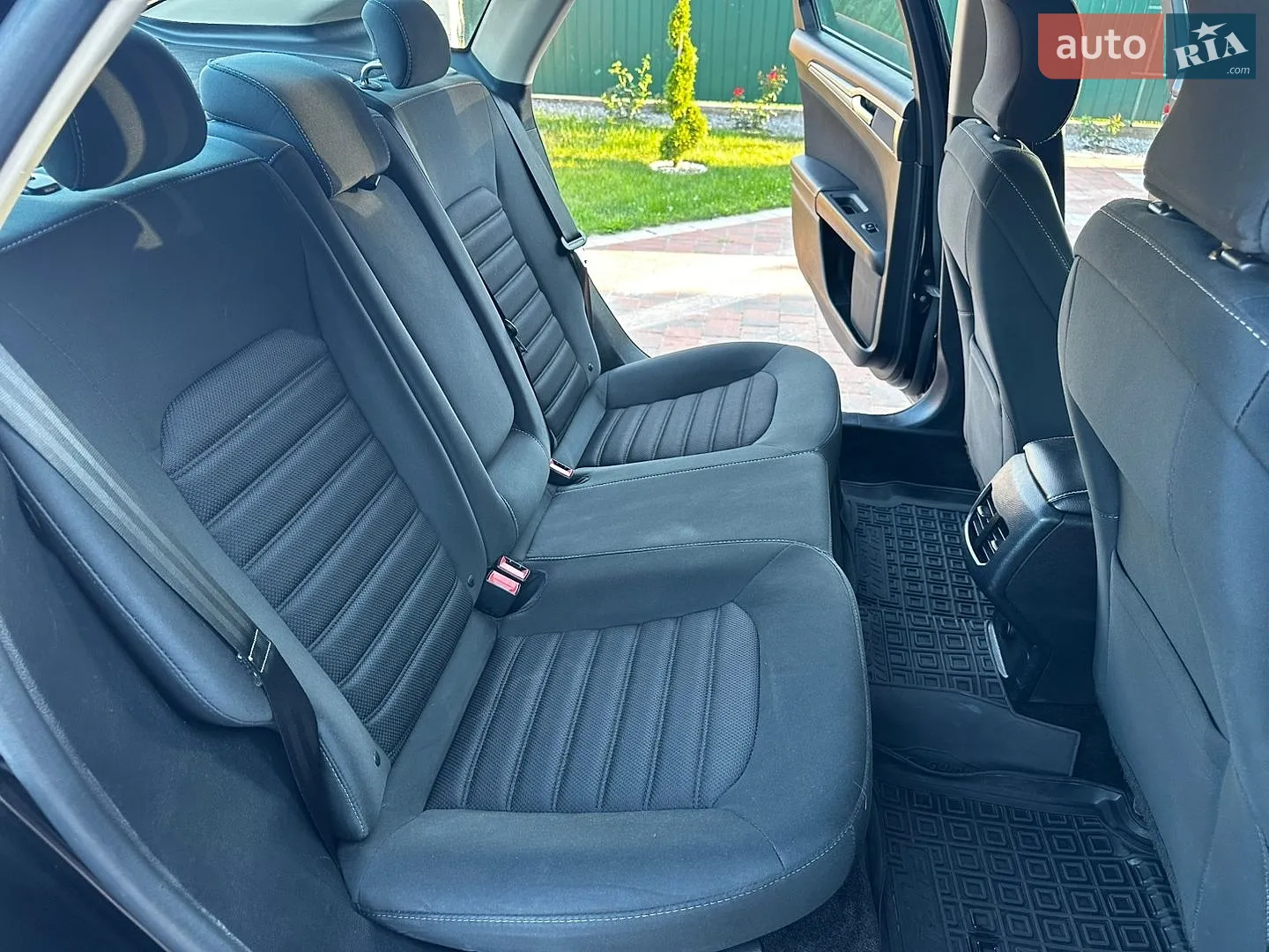 2017 Ford Fusion - мініатюра 16
