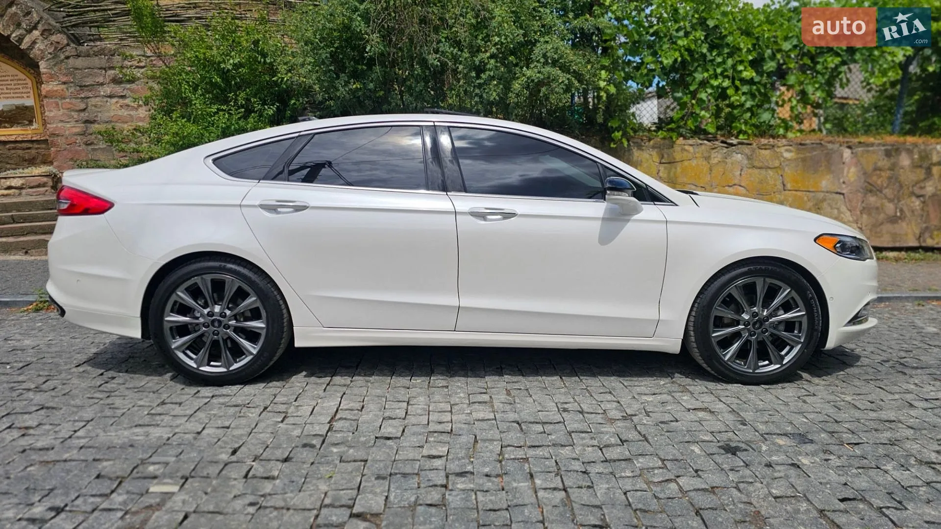 2016 Ford Fusion - мініатюра 8