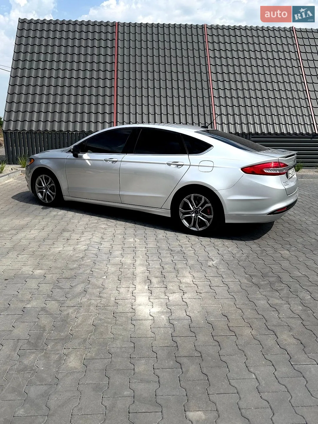 2016 Ford Fusion - мініатюра 21