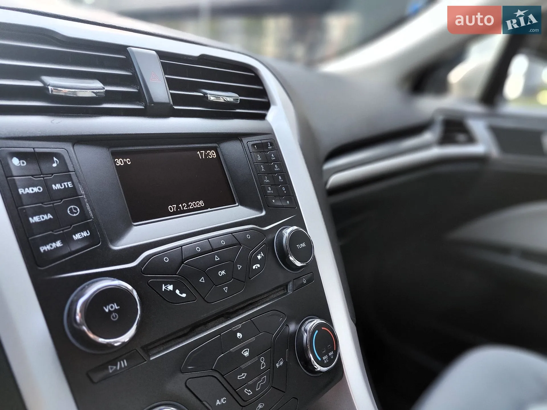 2014 Ford Fusion - мініатюра 40