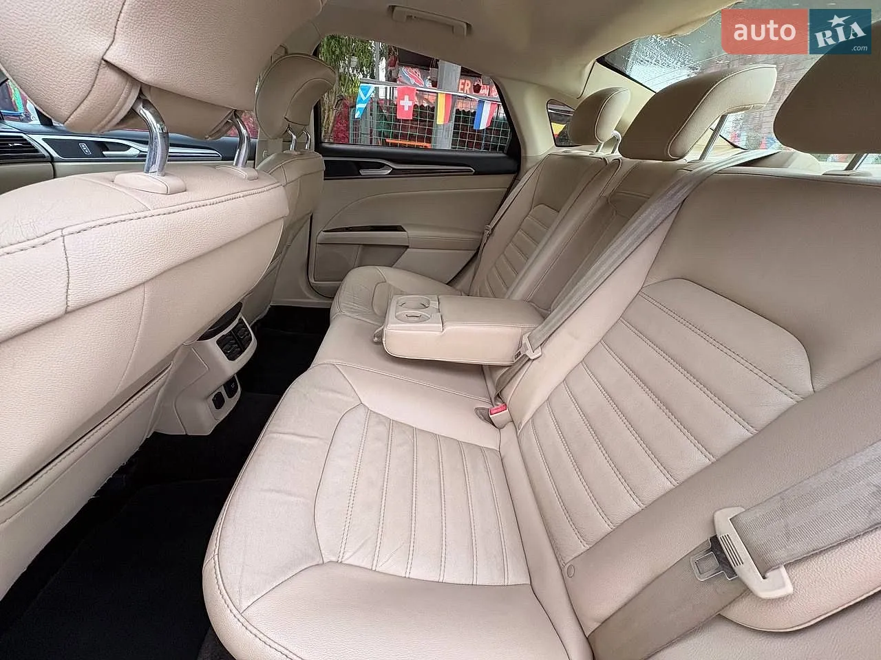 2012 Ford Fusion - мініатюра 16