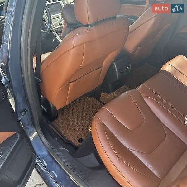 Седан Ford Fusion 2019 в Ивано-Франковске