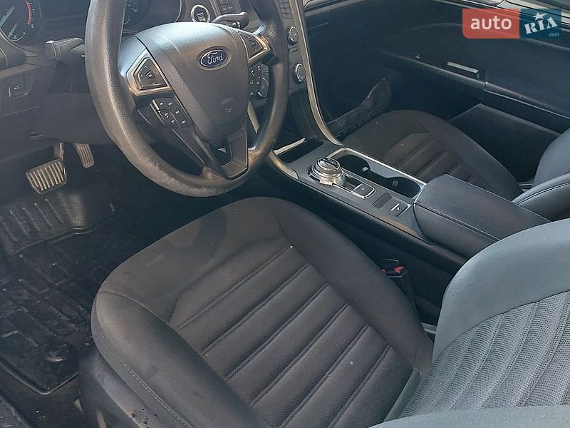 Седан Ford Fusion 2017 в Умани