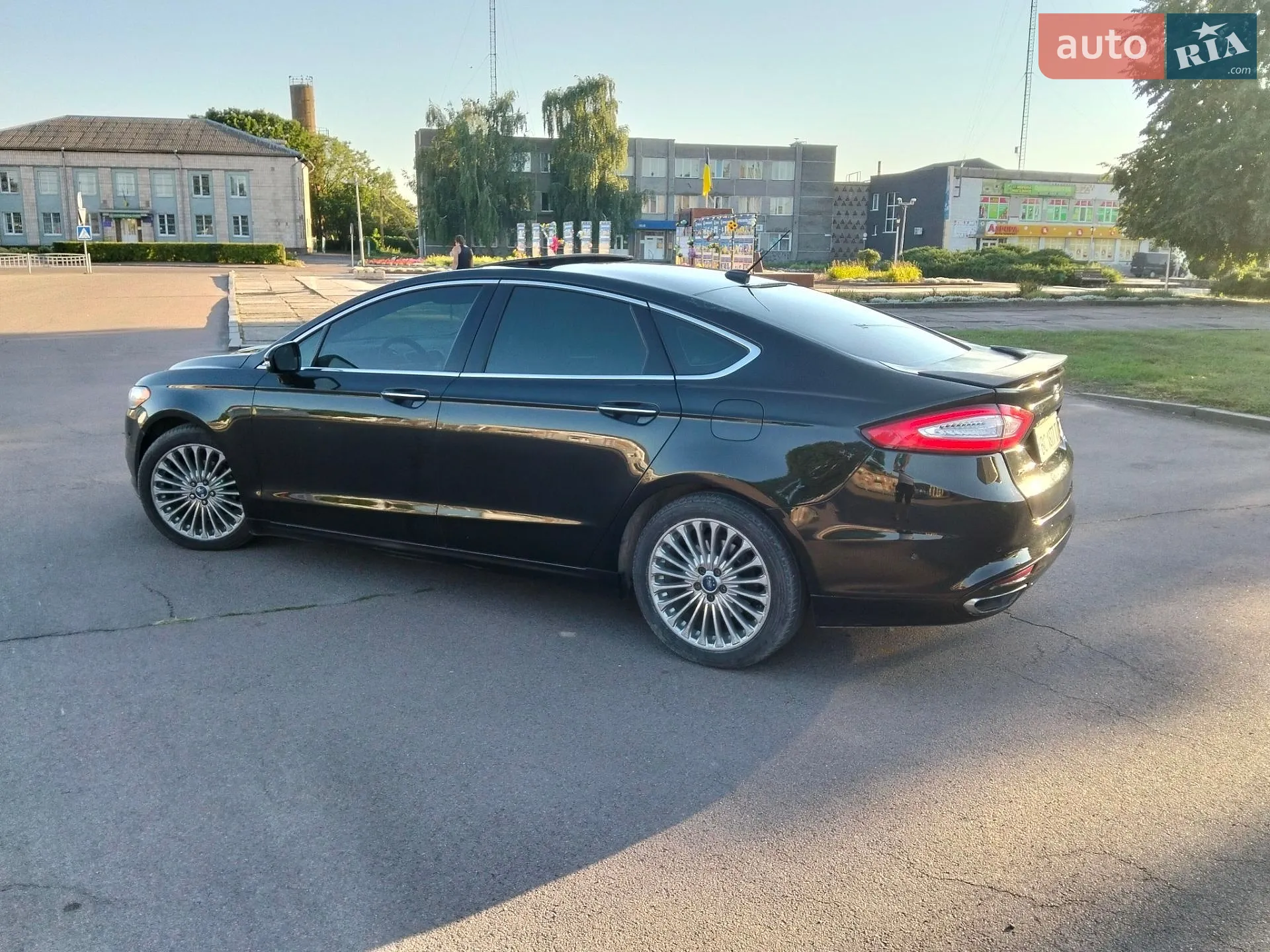 2015 Ford Fusion - мініатюра 18