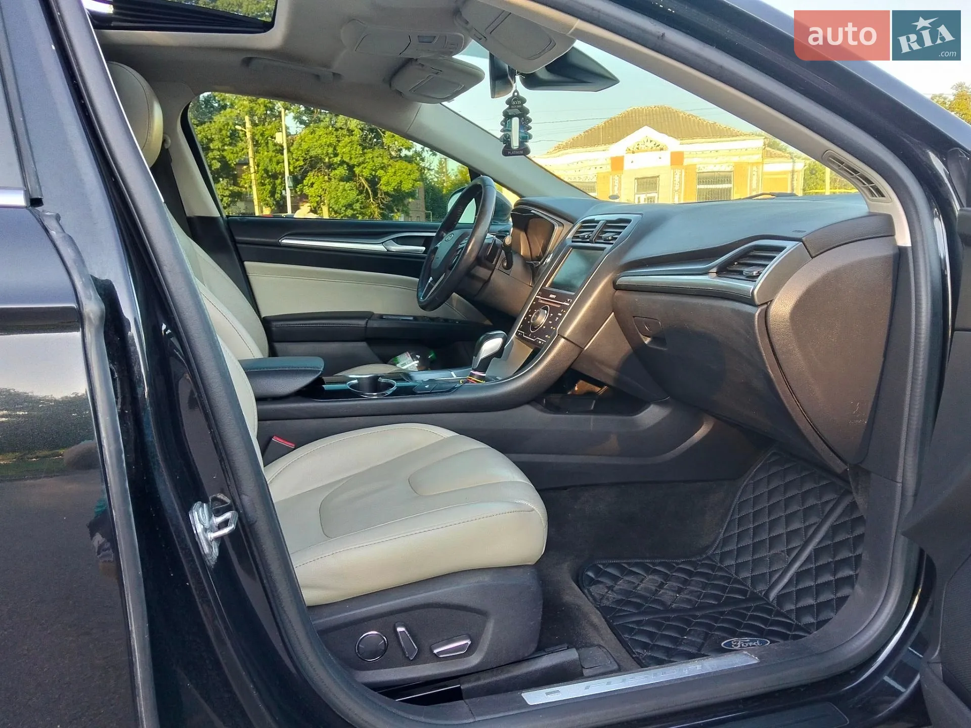 2015 Ford Fusion - мініатюра 17