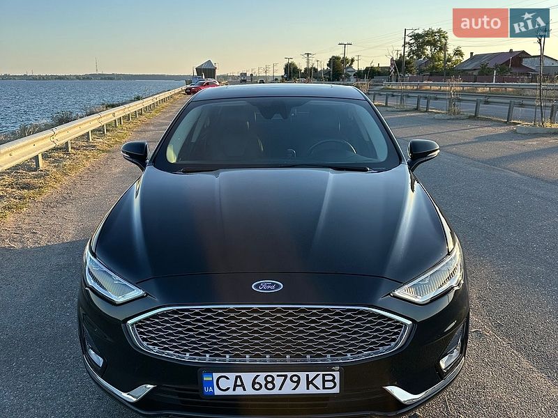 Ford Fusion 2019