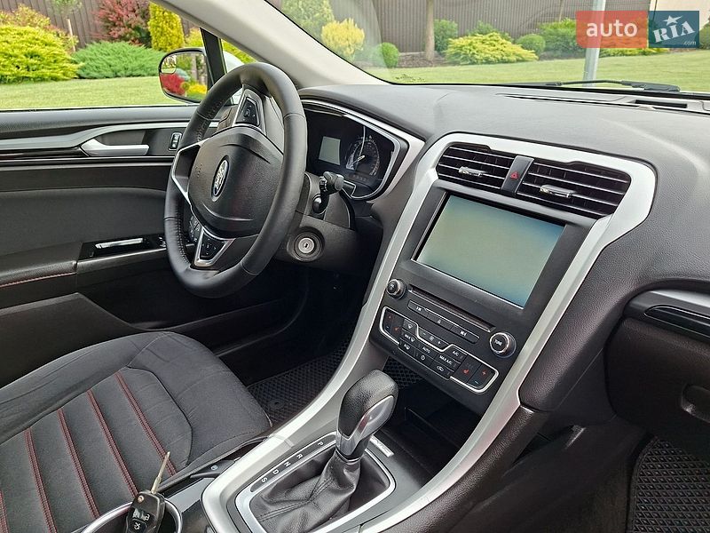 Седан Ford Fusion 2015 в Запоріжжі