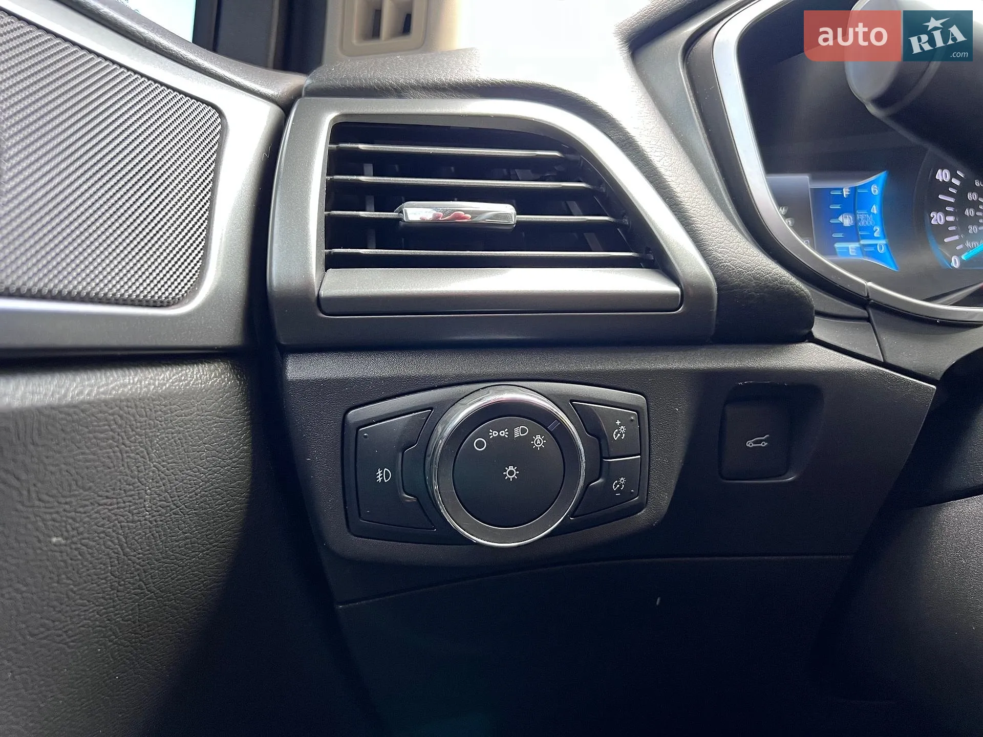 2014 Ford Fusion - мініатюра 13