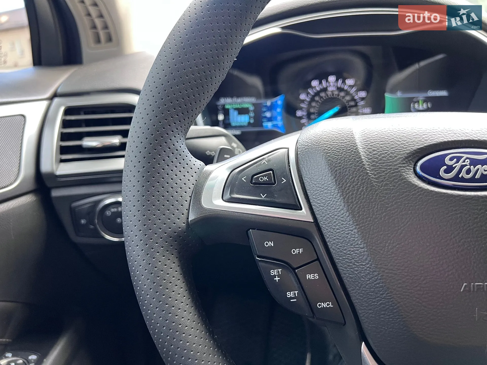 2014 Ford Fusion - мініатюра 15