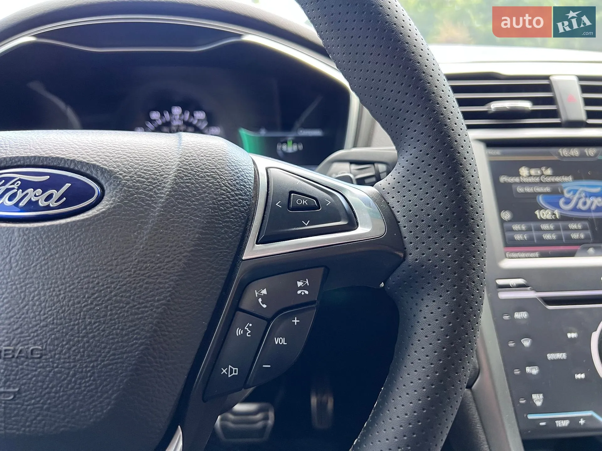 2014 Ford Fusion - мініатюра 16