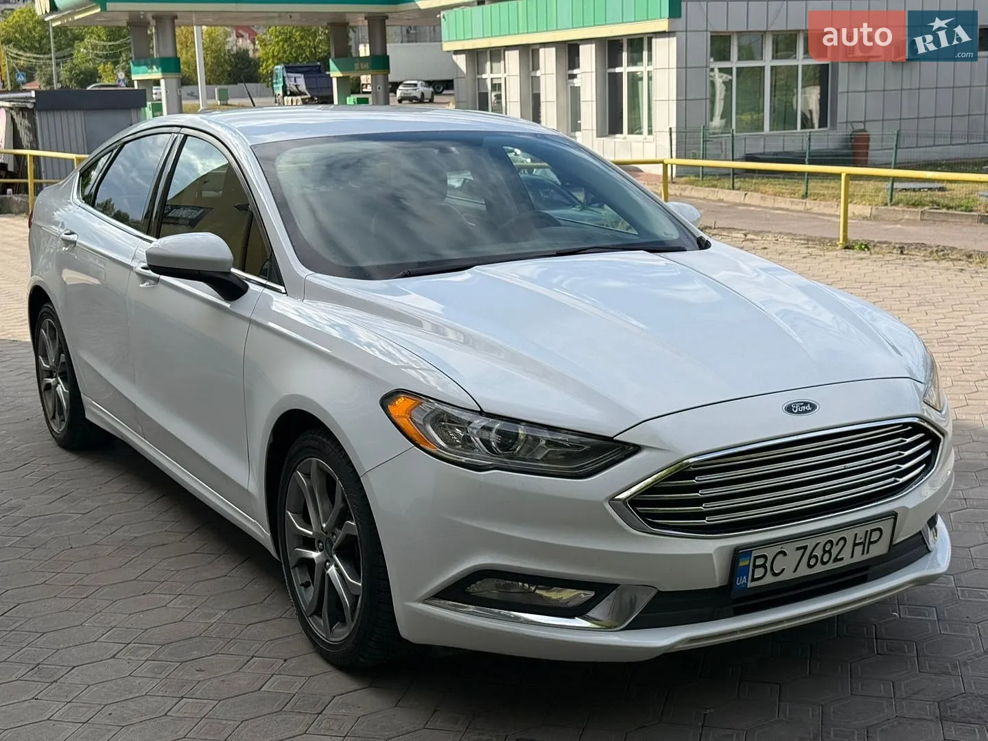 2017 Ford Fusion - мініатюра 13