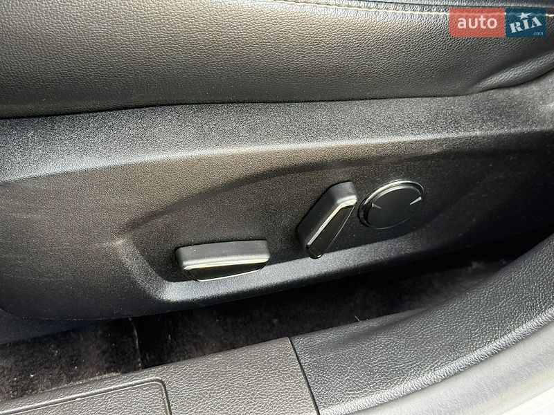 Седан Ford Fusion 2017 в Львове