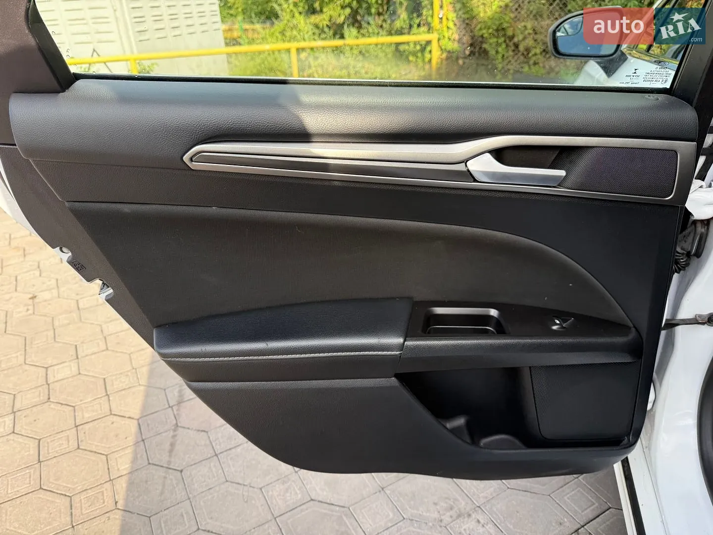 2017 Ford Fusion - мініатюра 24
