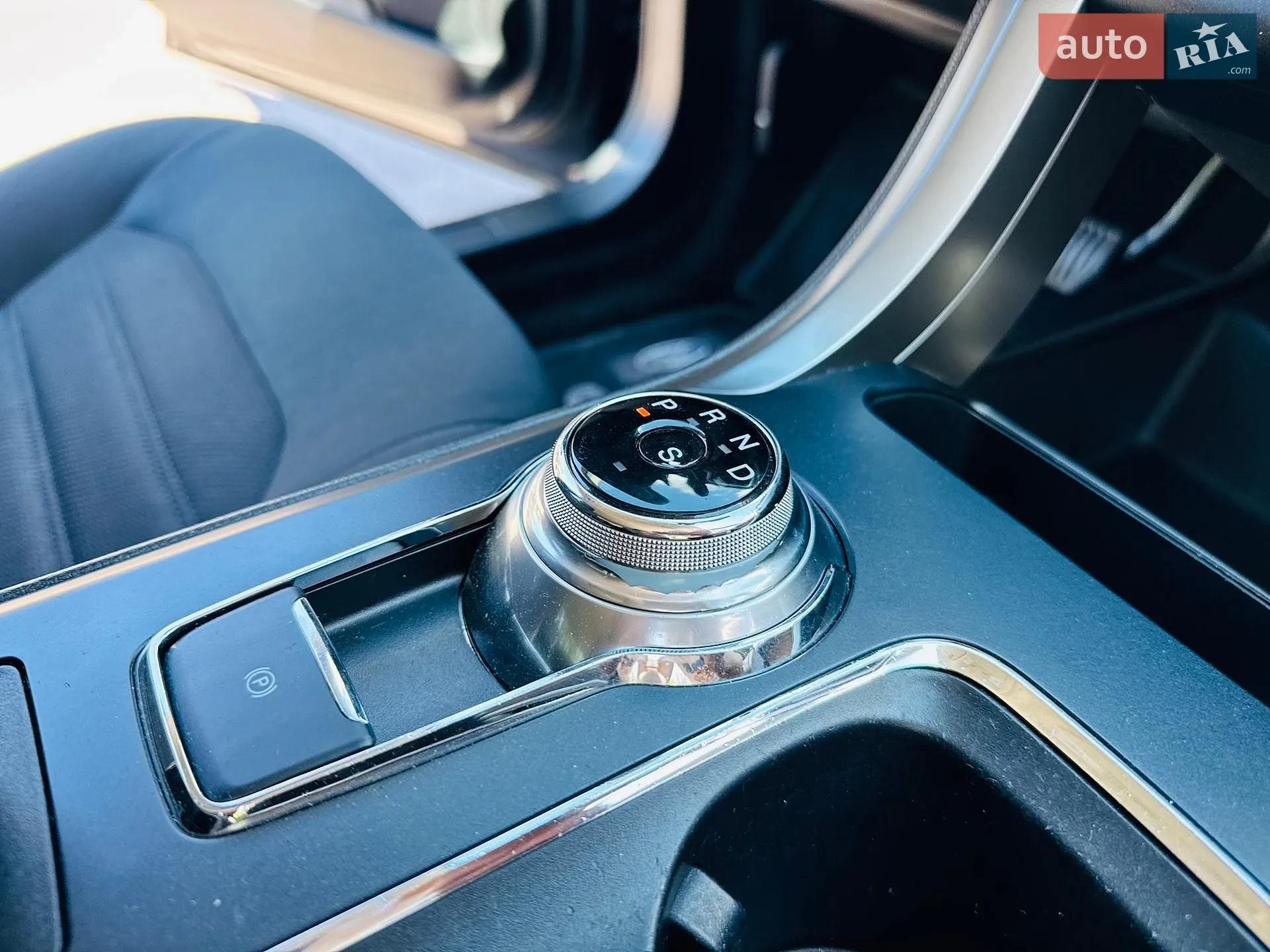 2020 Ford Fusion - мініатюра 29
