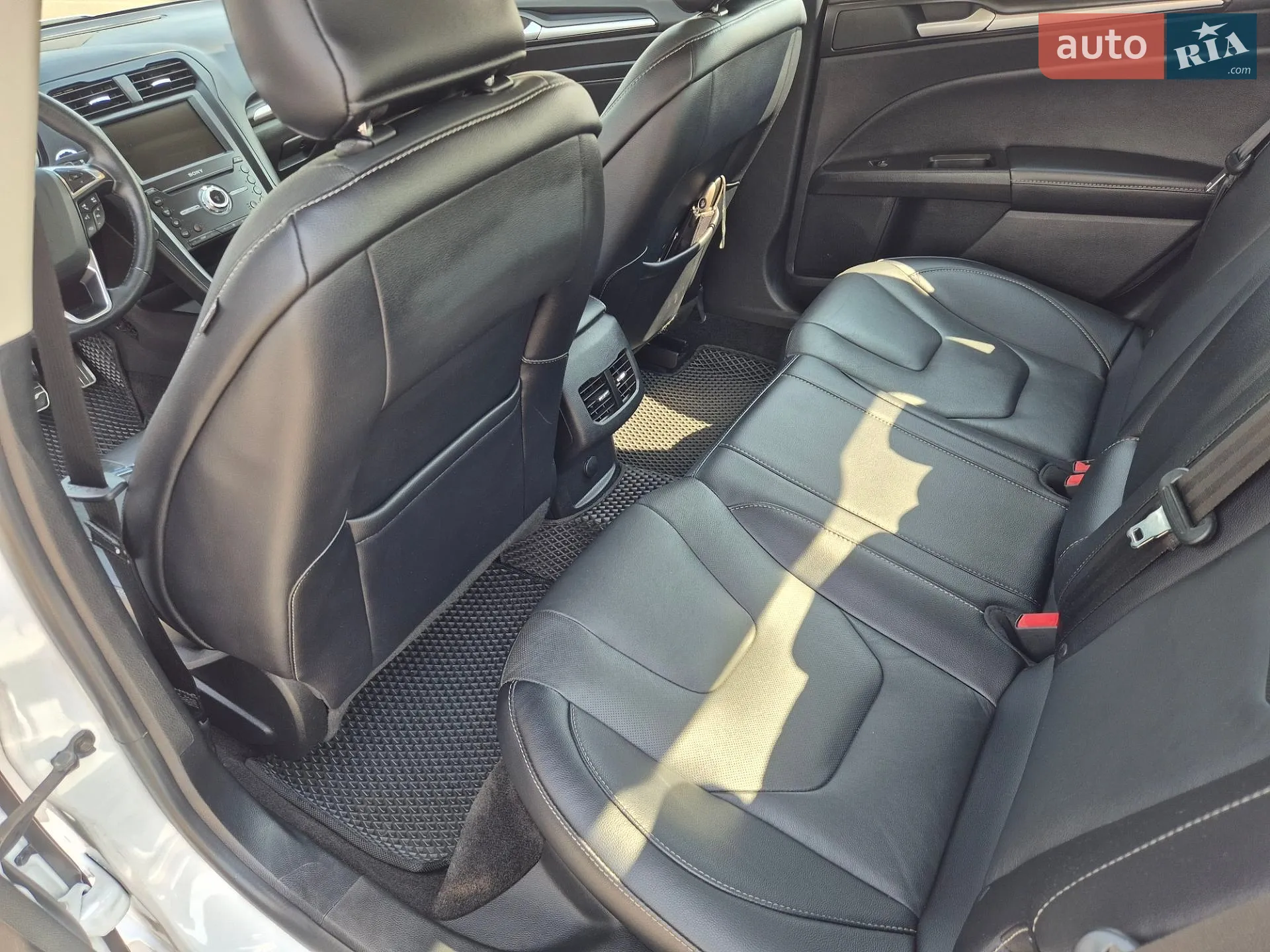 2018 Ford Fusion - мініатюра 16