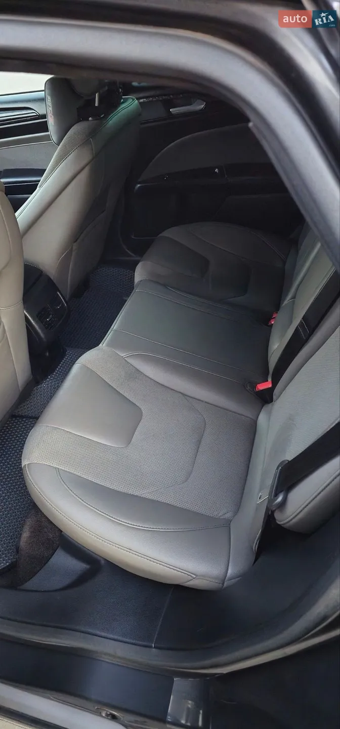 2016 Ford Fusion - мініатюра 12