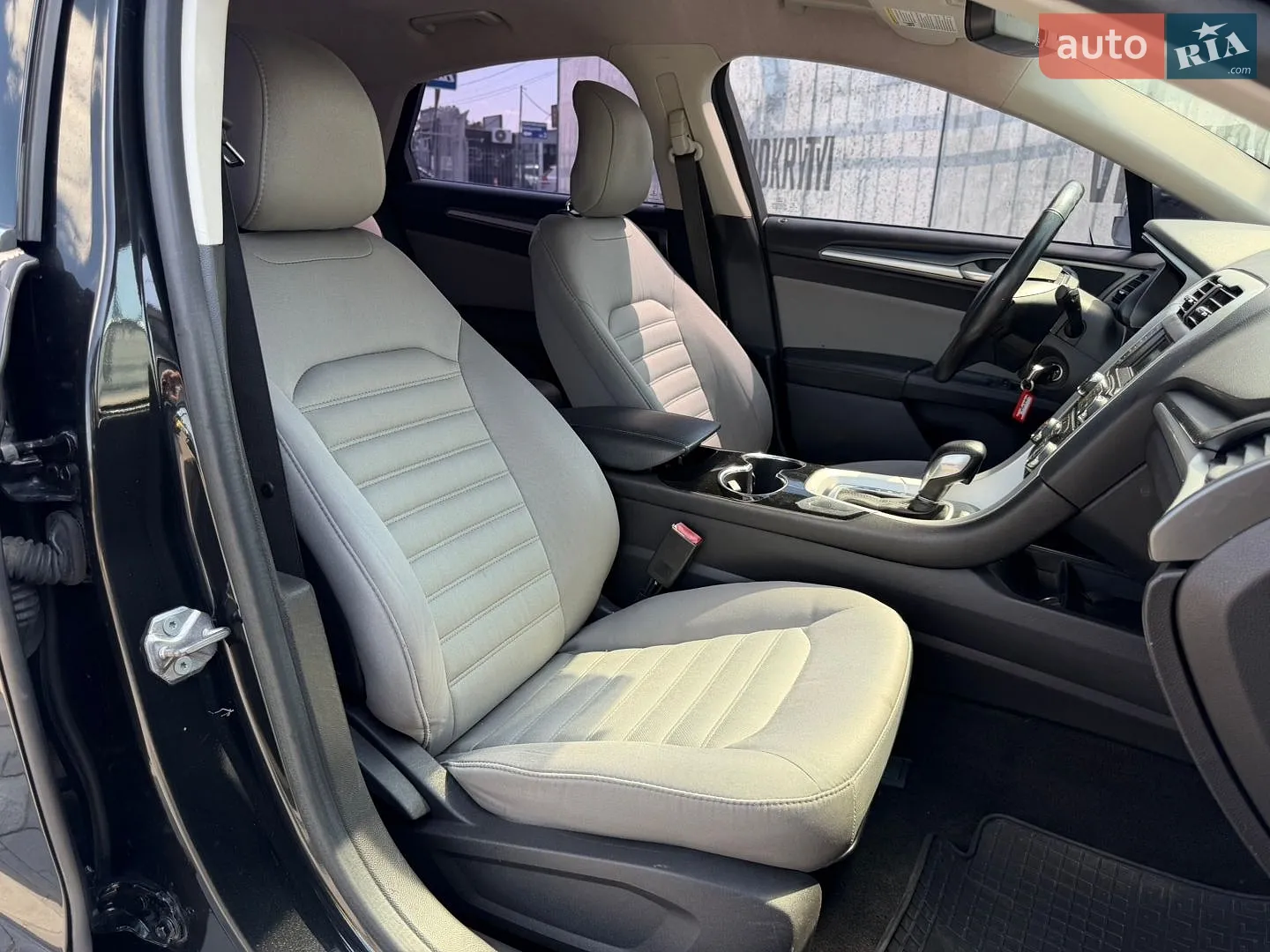 2014 Ford Fusion - мініатюра 26