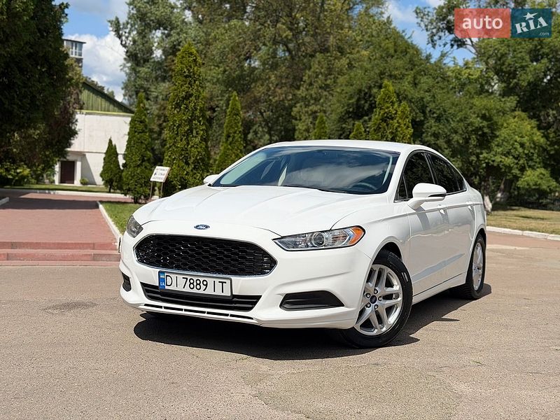Седан Ford Fusion 2015 в Киеве
