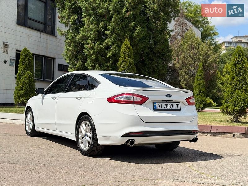 Седан Ford Fusion 2015 в Киеве