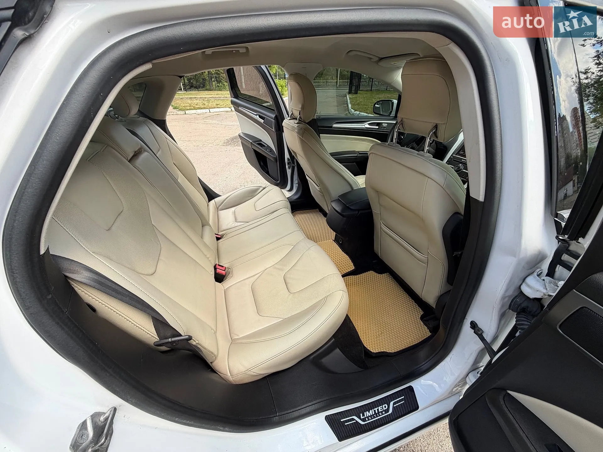 2015 Ford Fusion - мініатюра 37