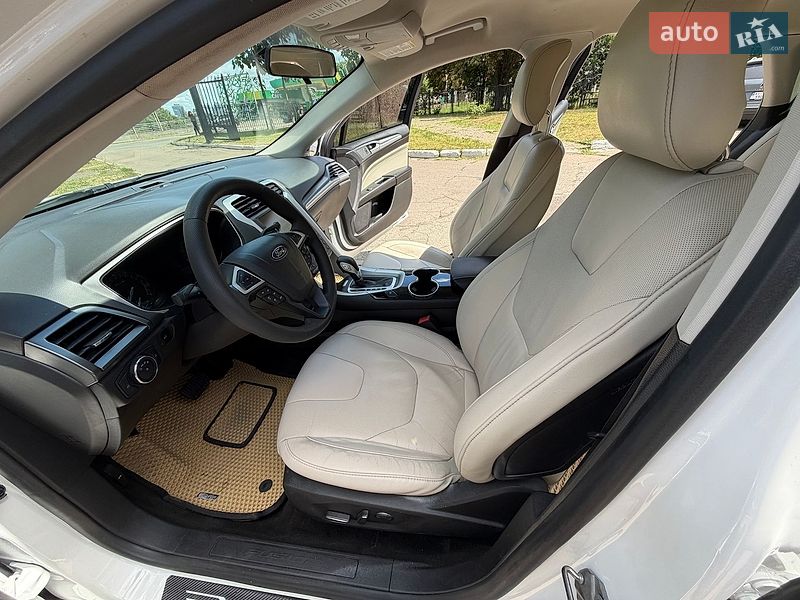 Седан Ford Fusion 2015 в Киеве