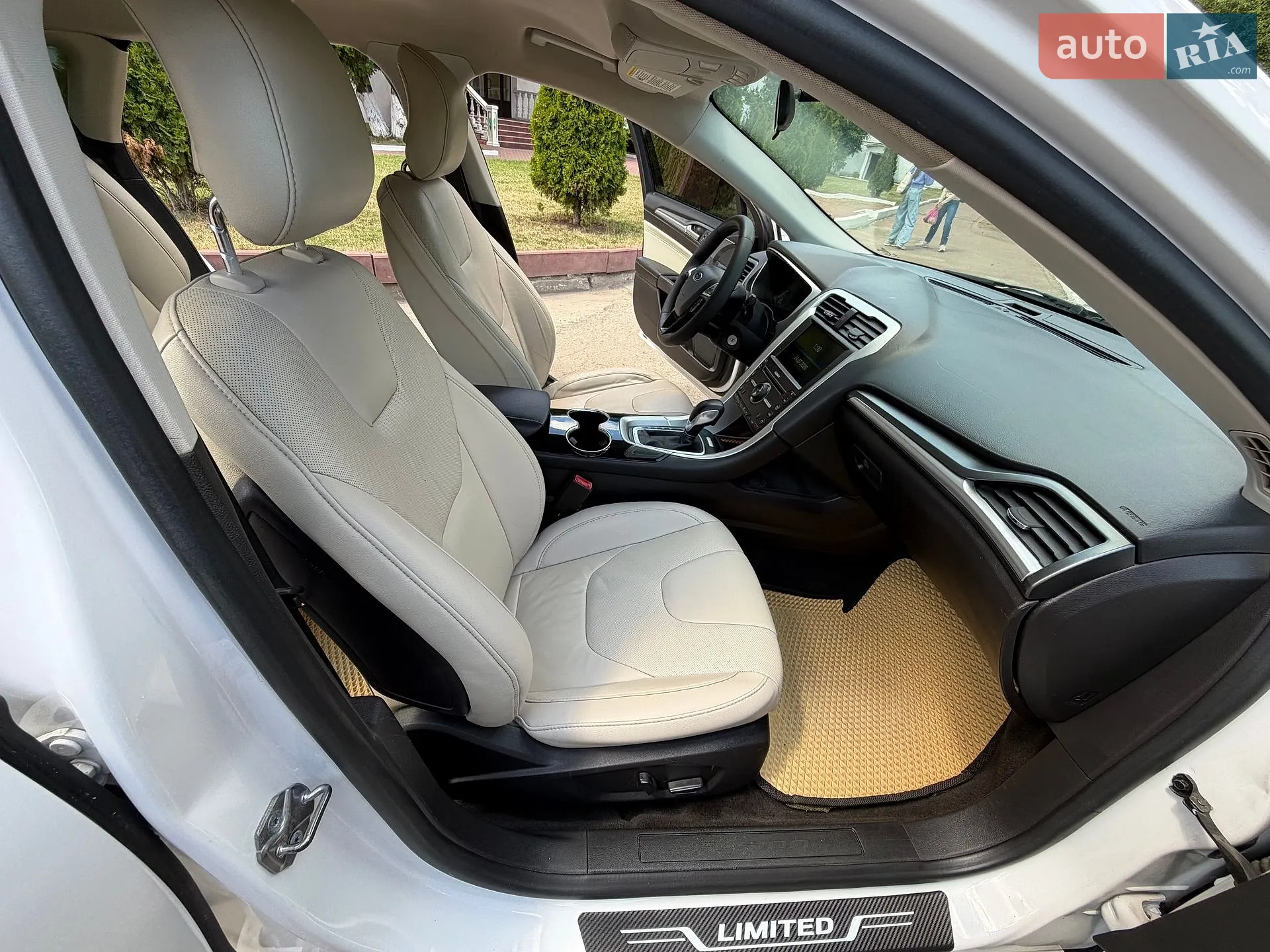 2015 Ford Fusion - мініатюра 32