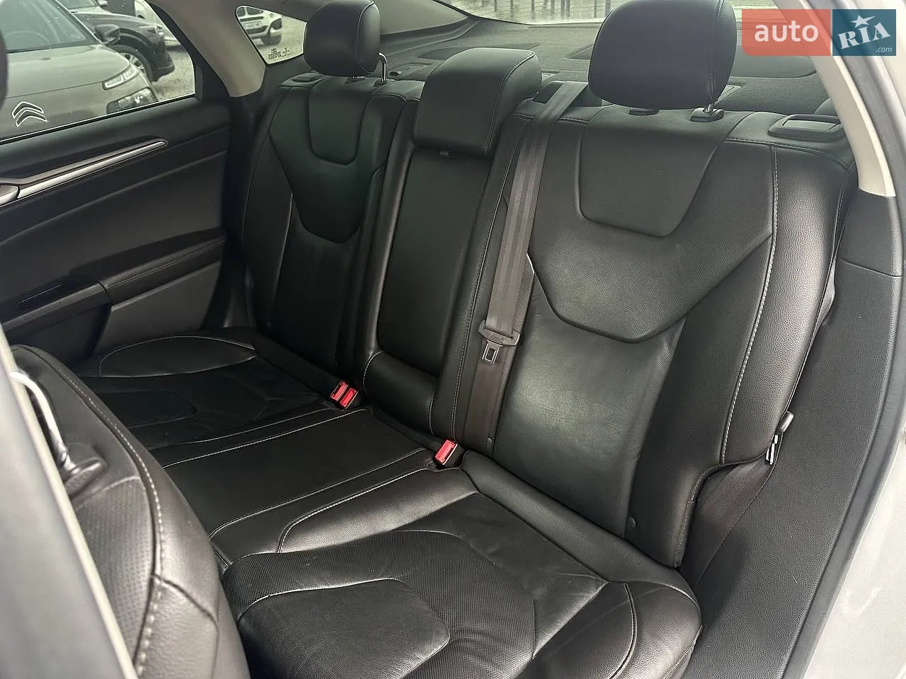 2012 Ford Fusion - мініатюра 25