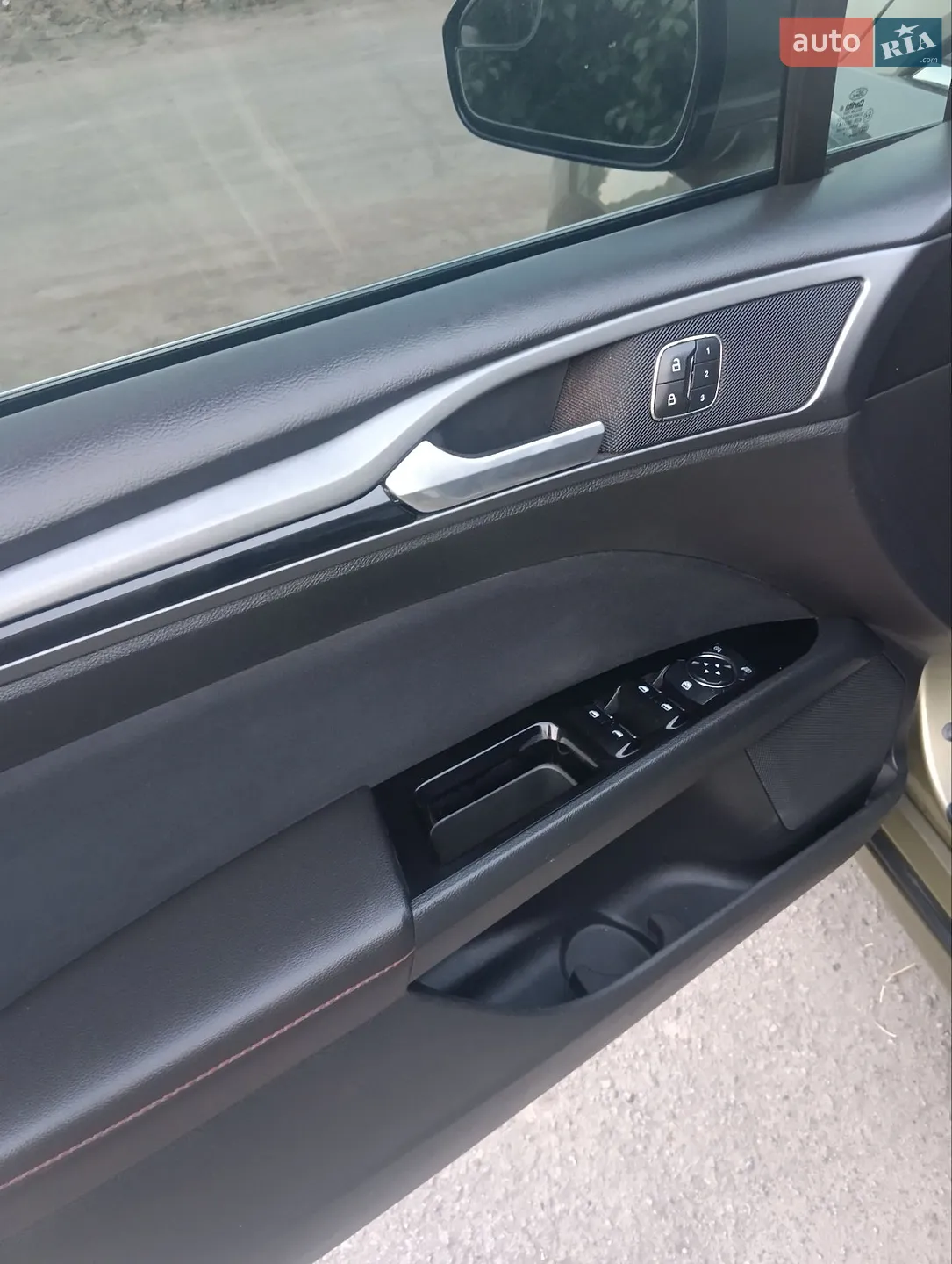 2012 Ford Fusion - мініатюра 27