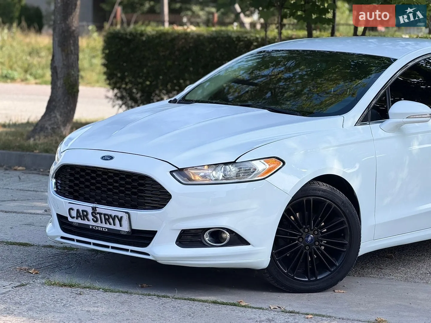 2016 Ford Fusion - мініатюра 13