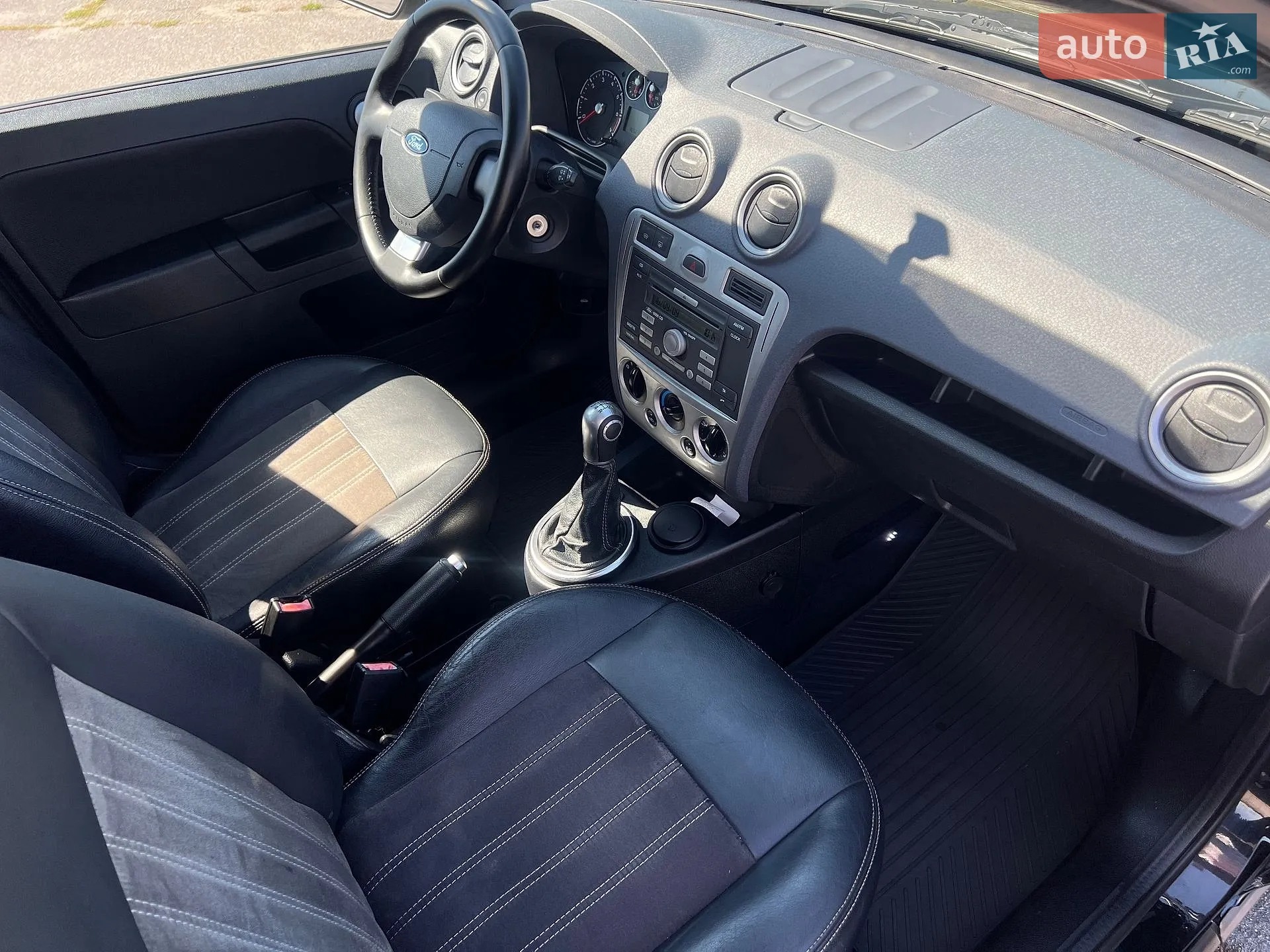 2010 Ford Fusion - мініатюра 19