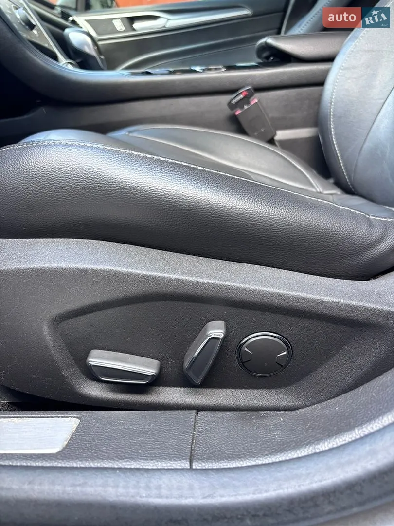 2014 Ford Fusion - мініатюра 30