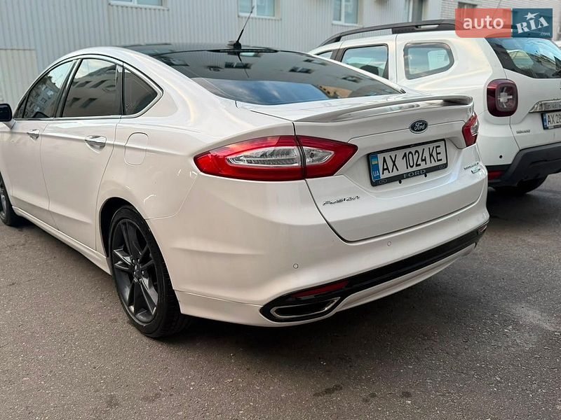 Седан Ford Fusion 2013 в Харкові