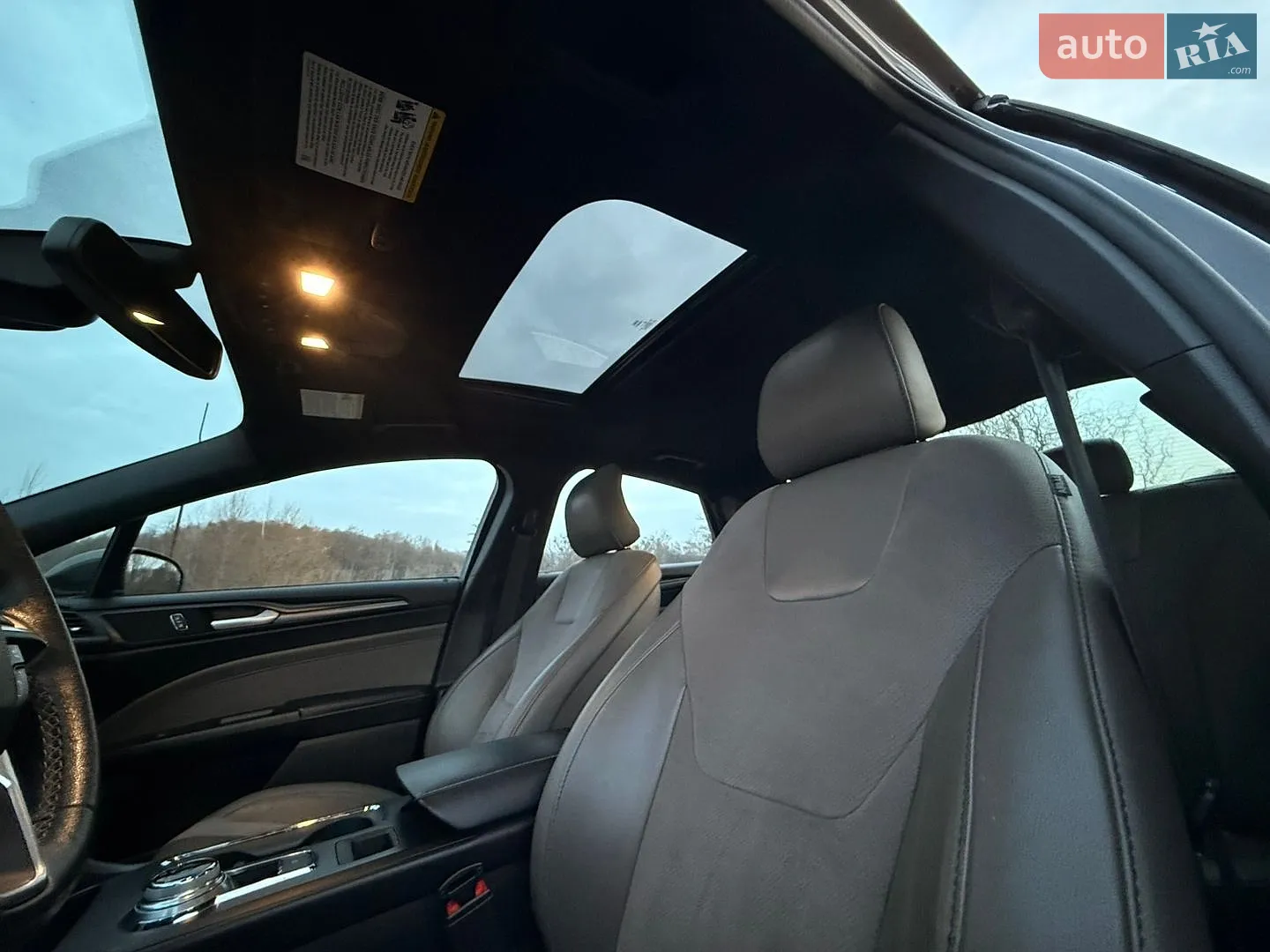 2016 Ford Fusion - мініатюра 19