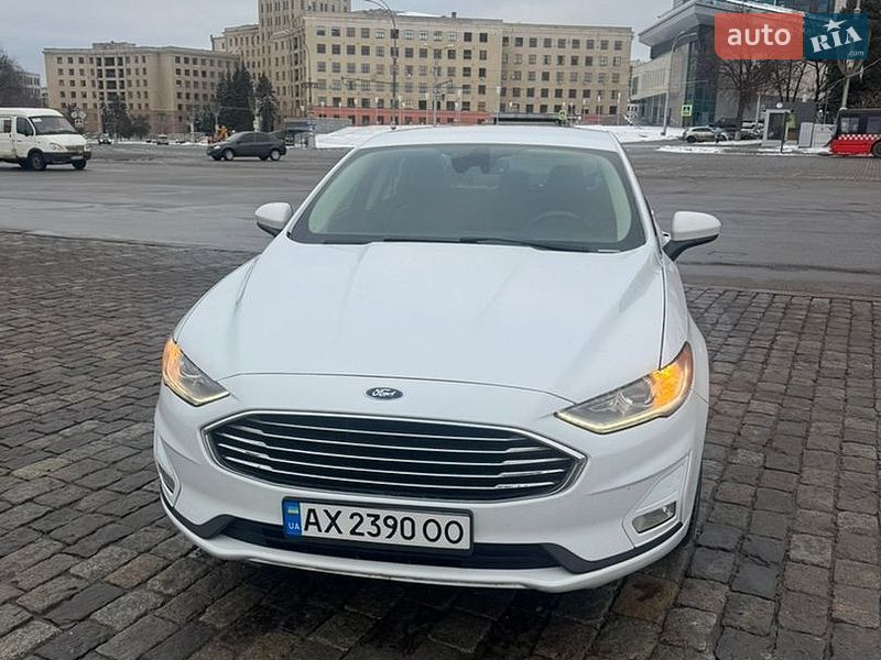 Седан Ford Fusion 2019 в Харькове