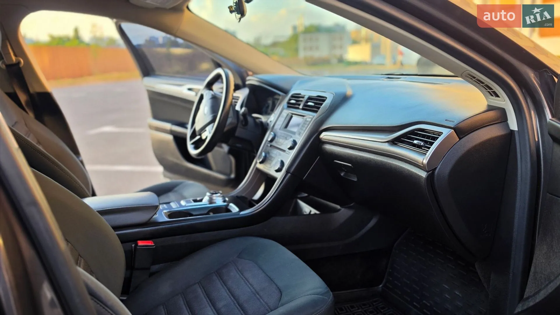 2017 Ford Fusion - мініатюра 16