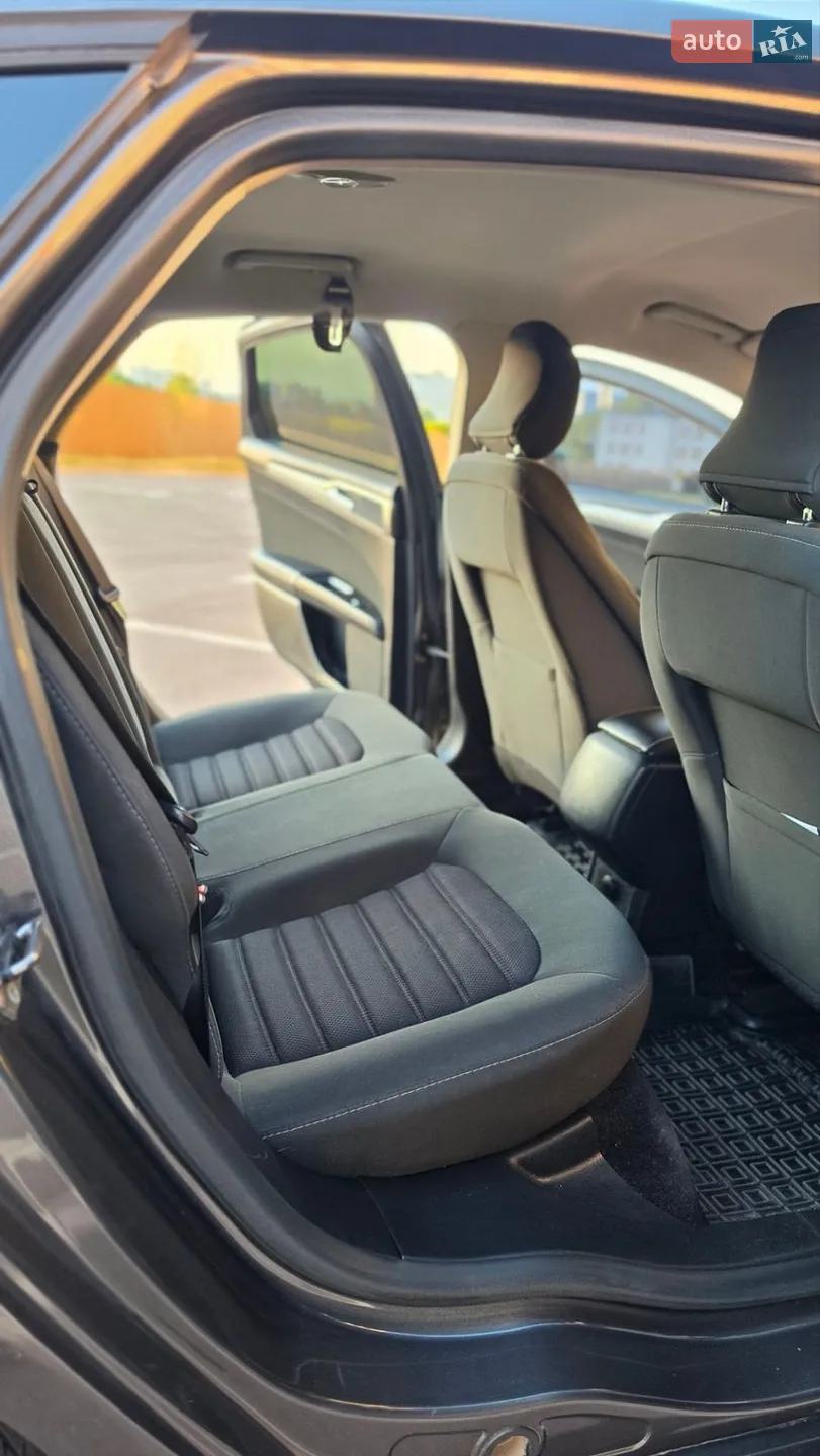 2017 Ford Fusion - мініатюра 15