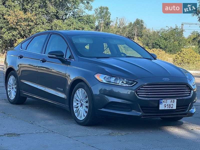 Седан Ford Fusion 2015 в Днепре