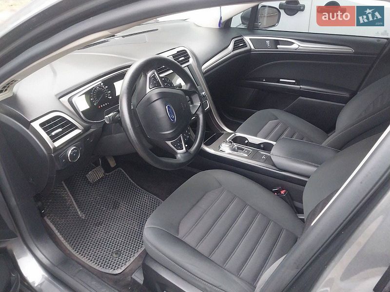 Седан Ford Fusion 2017 в Чернигове