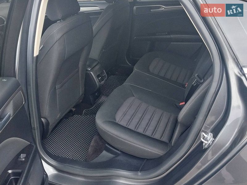 Седан Ford Fusion 2017 в Чернигове
