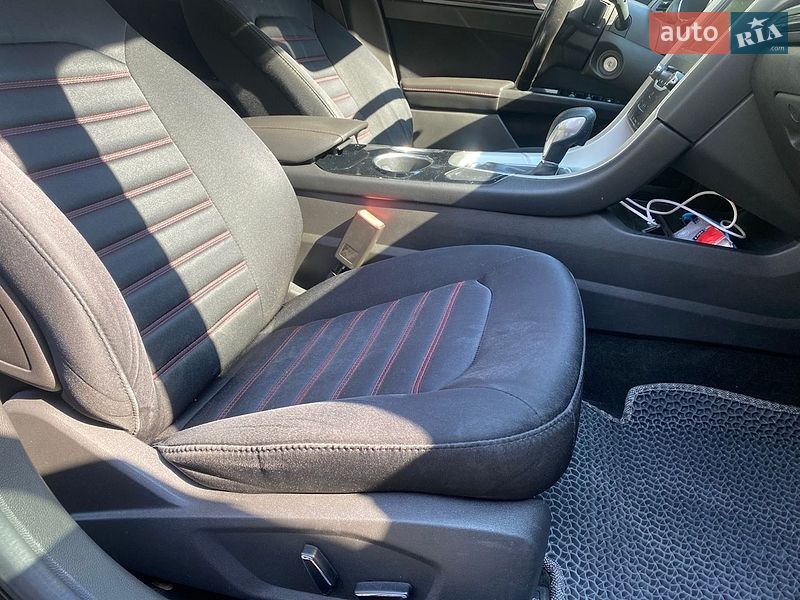 Седан Ford Fusion 2013 в Киеве