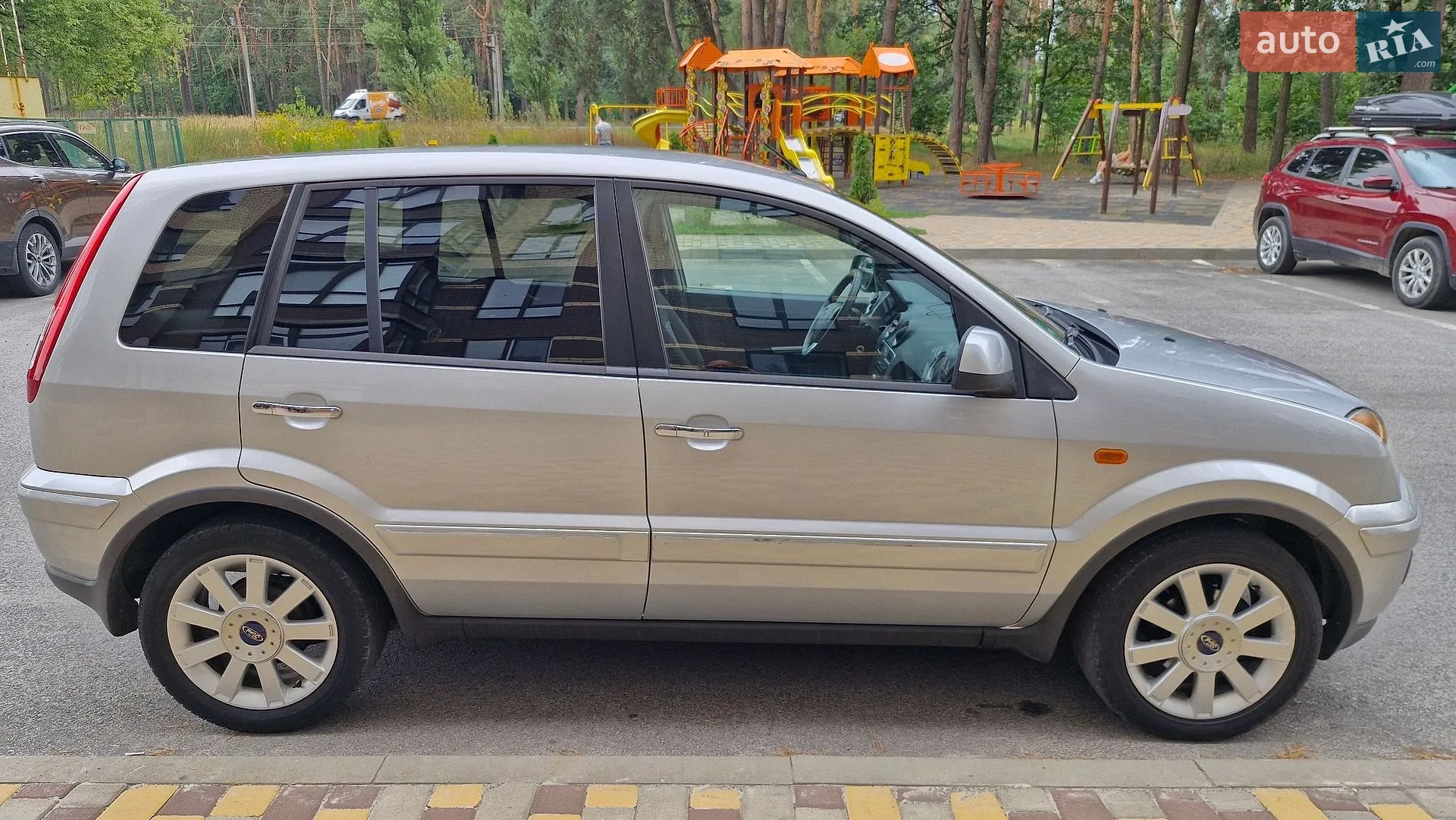 2011 Ford Fusion - мініатюра 10