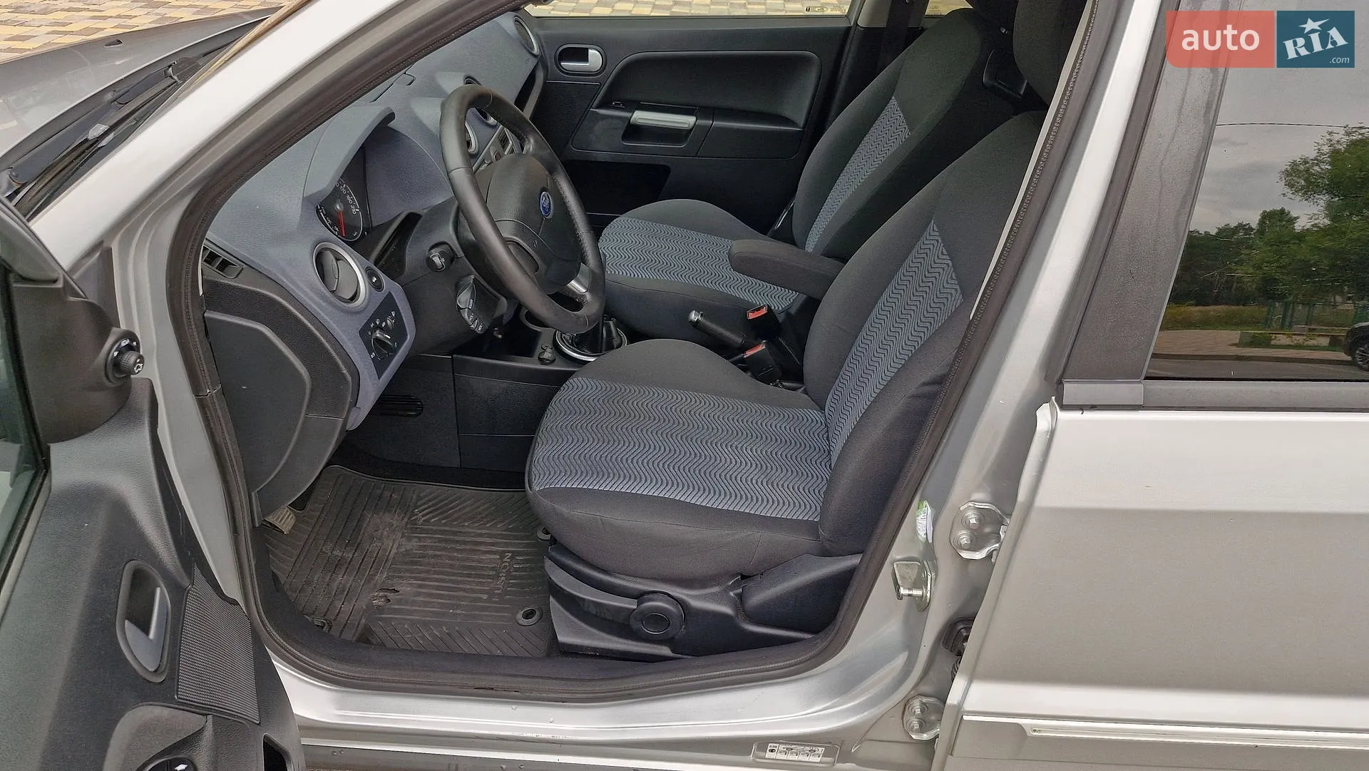 2011 Ford Fusion - мініатюра 24
