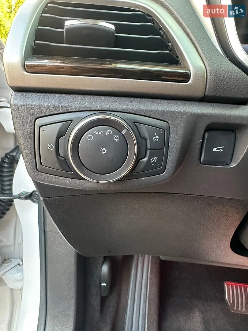 2013 Ford Fusion - мініатюра 20
