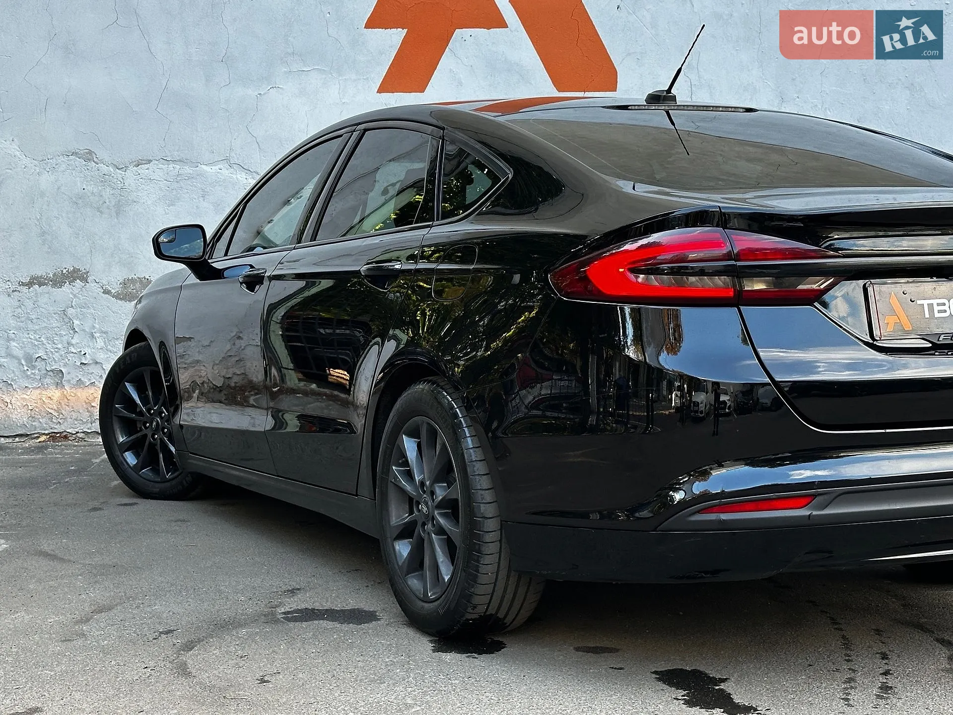2016 Ford Fusion - мініатюра 26