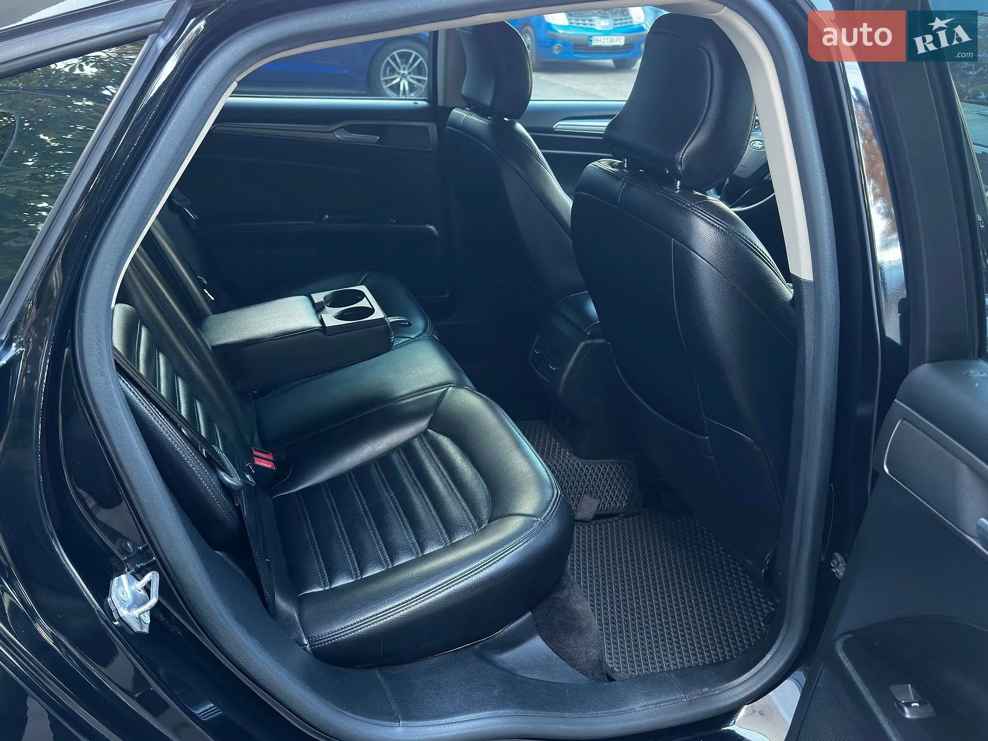 2016 Ford Fusion - мініатюра 31